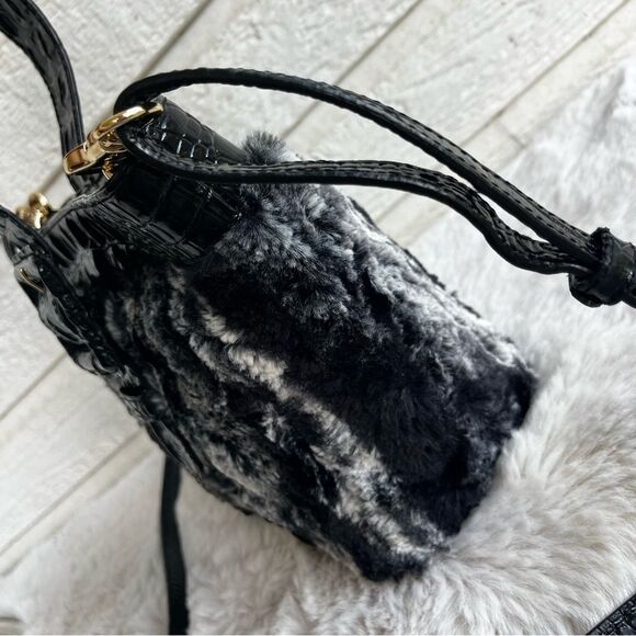 NWT | BRAHMIN Black Faith 3 in 1 Wichita Wristlet Crossbody Handbag Fur Bag - Picture 4 of 15